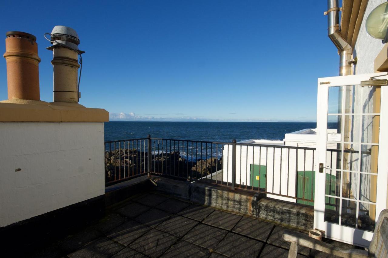 Corsewall Lighthouse Hotel Kirkcolm Exteriör bild